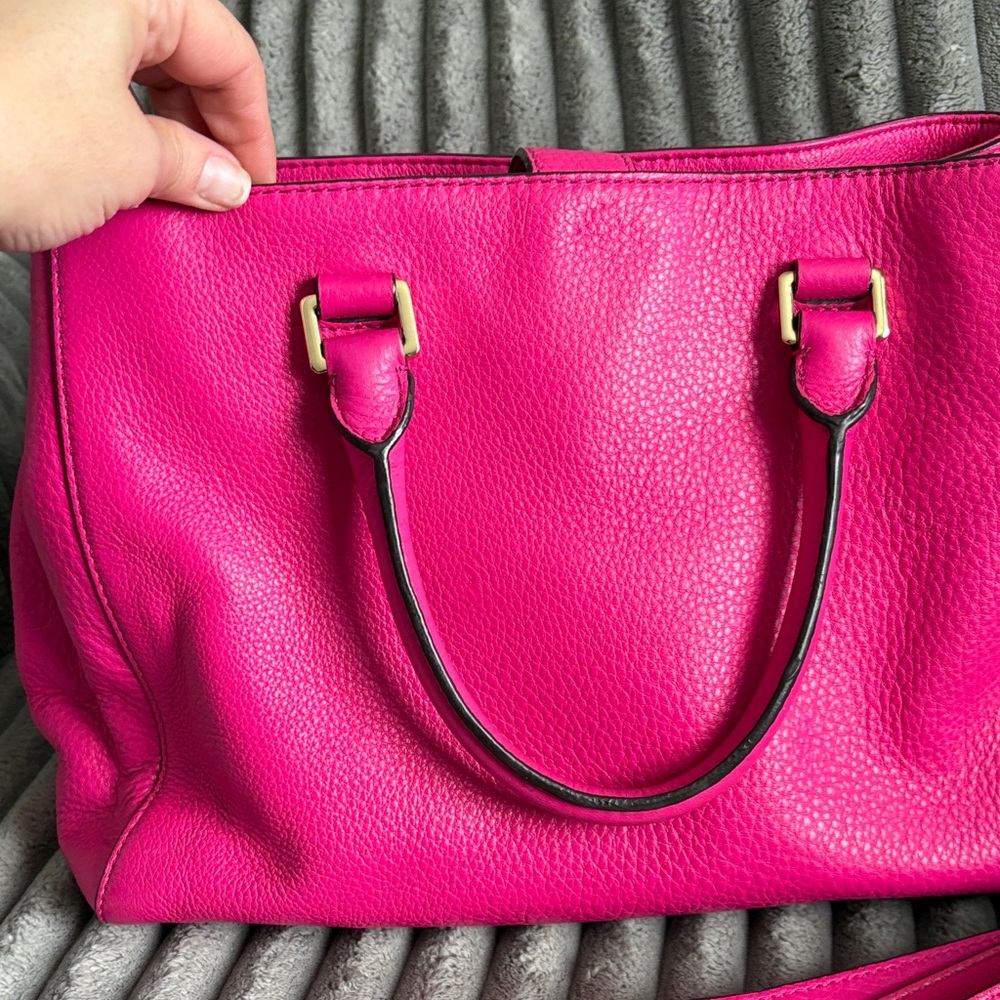 Michael Kors Fuchsia Tote and Wallet Set - Picture 8 of 14